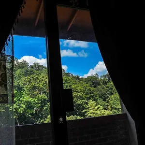 Gasthof Shrine, Kandy